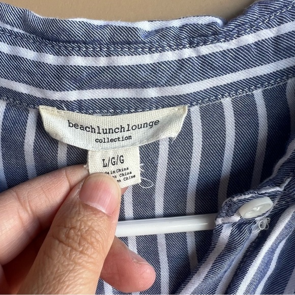 BeachLunchLounge Stripes Button Down Blouse - Women's Size Large - Picture 4 of 6